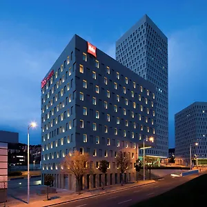 2* Ξενοδοχείο Ibis Barcelona Santa Coloma