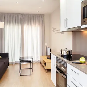  Διαμέρισμα Feelathome Plaza