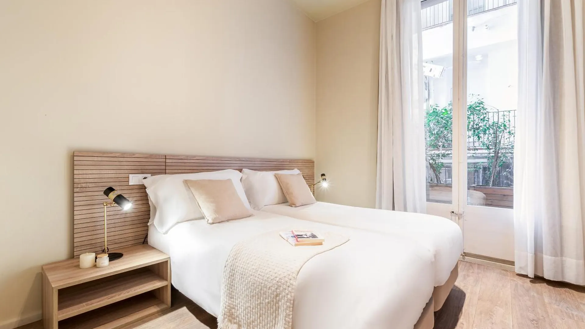 Aspasios Rambla Catalunya Apartments Барселона