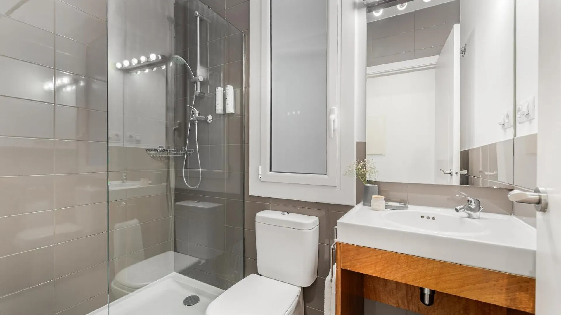 Aspasios Rambla Catalunya Apartments Barcelona